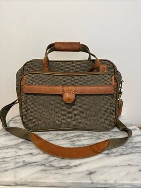 Hartmann Canvas twill Leather trim carry on travel bag with shoulder strap